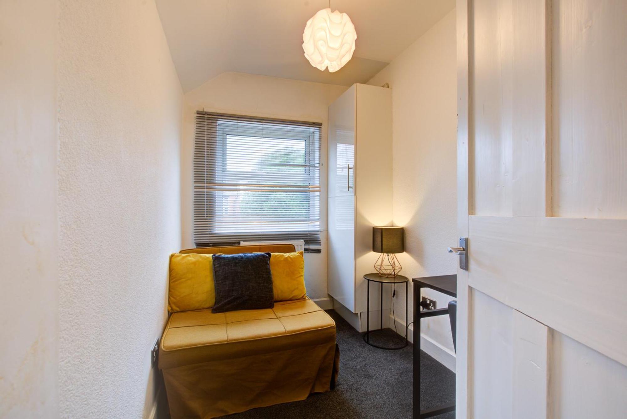 'Number 11' Central Colchester - Super Convenient 2 X Double Bed 1 X Single Bed Cottage Plus Office & Garden, 8 Min Walk Nth Station & Town Ctr, 2 Min Walk Local Shops & Restaurants Exteriör bild