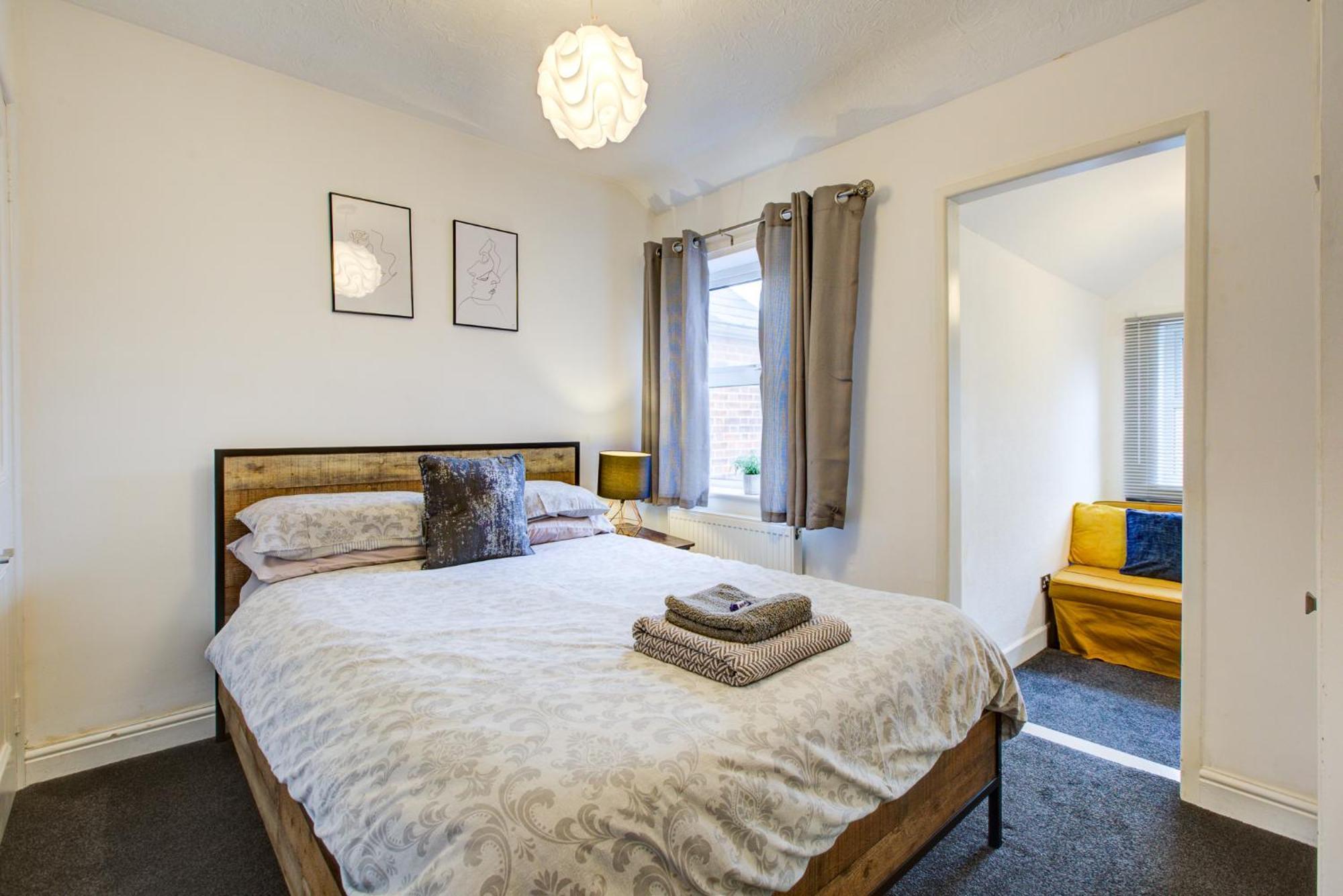 'Number 11' Central Colchester - Super Convenient 2 X Double Bed 1 X Single Bed Cottage Plus Office & Garden, 8 Min Walk Nth Station & Town Ctr, 2 Min Walk Local Shops & Restaurants Exteriör bild
