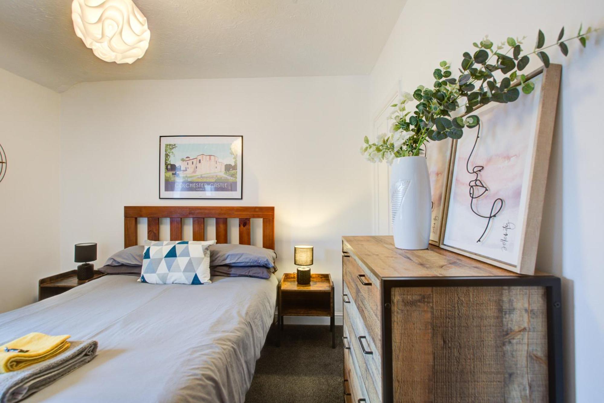 'Number 11' Central Colchester - Super Convenient 2 X Double Bed 1 X Single Bed Cottage Plus Office & Garden, 8 Min Walk Nth Station & Town Ctr, 2 Min Walk Local Shops & Restaurants Exteriör bild